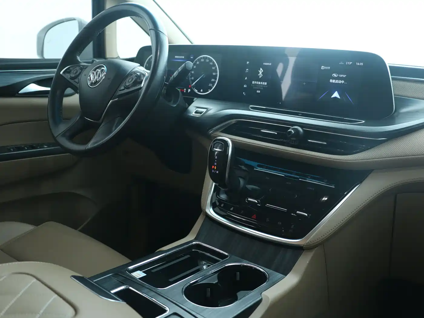 Buick GL8 2021 ES Landlord 653T Premium фото 16
