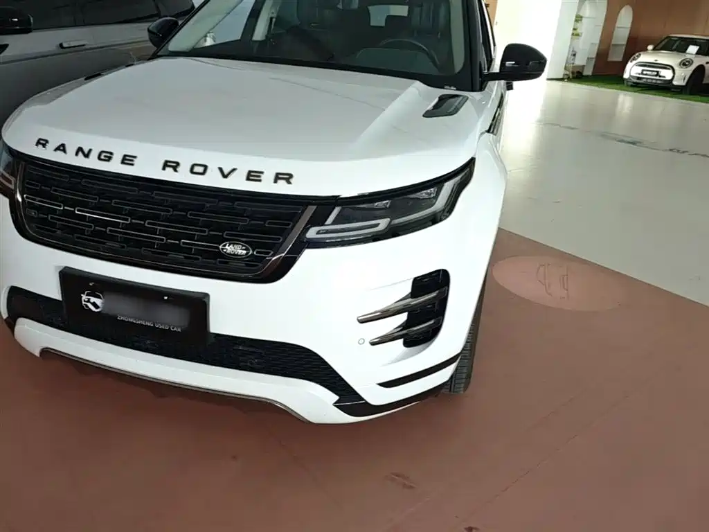 Land Rover Range Rover Evoque 2024 Range Rover Evoque L 249PS Light Master Edition фото 24