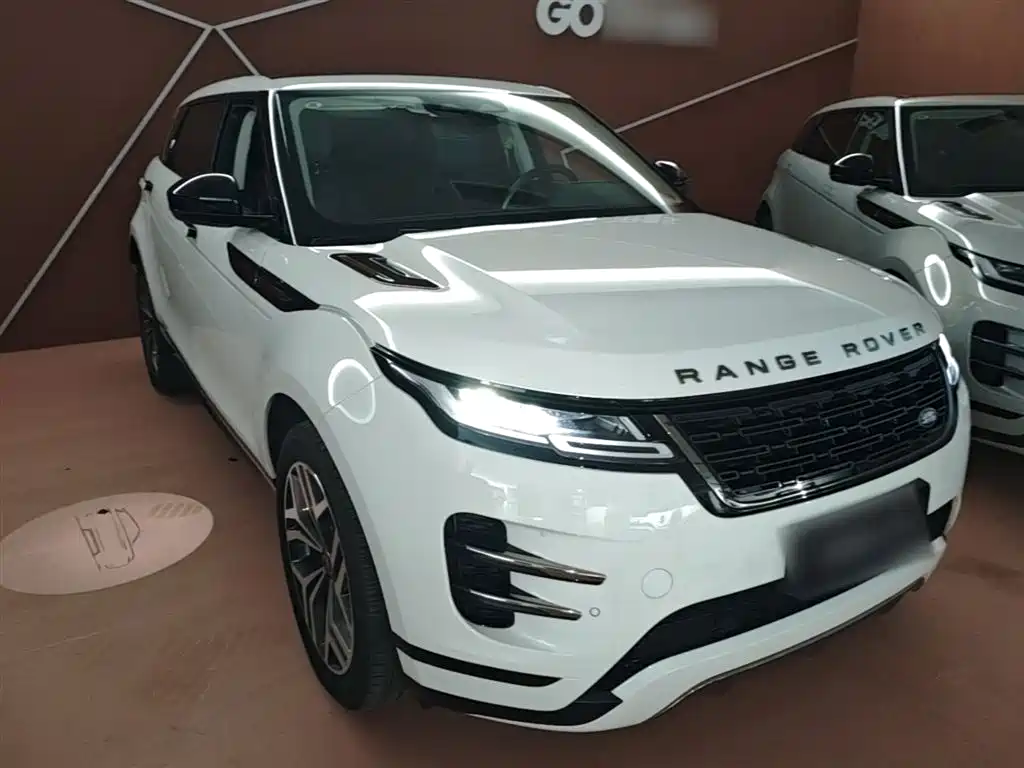 Land Rover Range Rover Evoque 2024 Range Rover Evoque L 249PS Light Master Edition фото 4