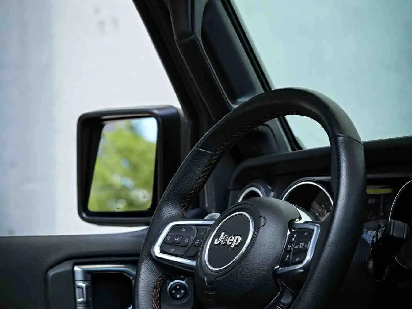 Photo 8 - Jeep Wrangler