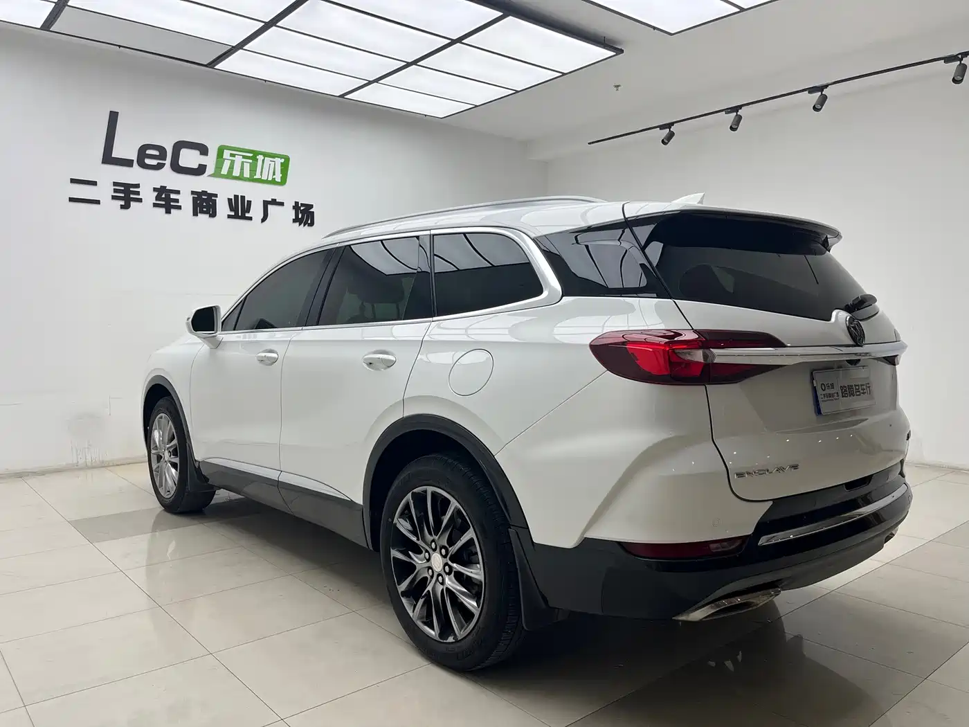 Buick Enclave 2021 2020 28T 2WD Premium Model