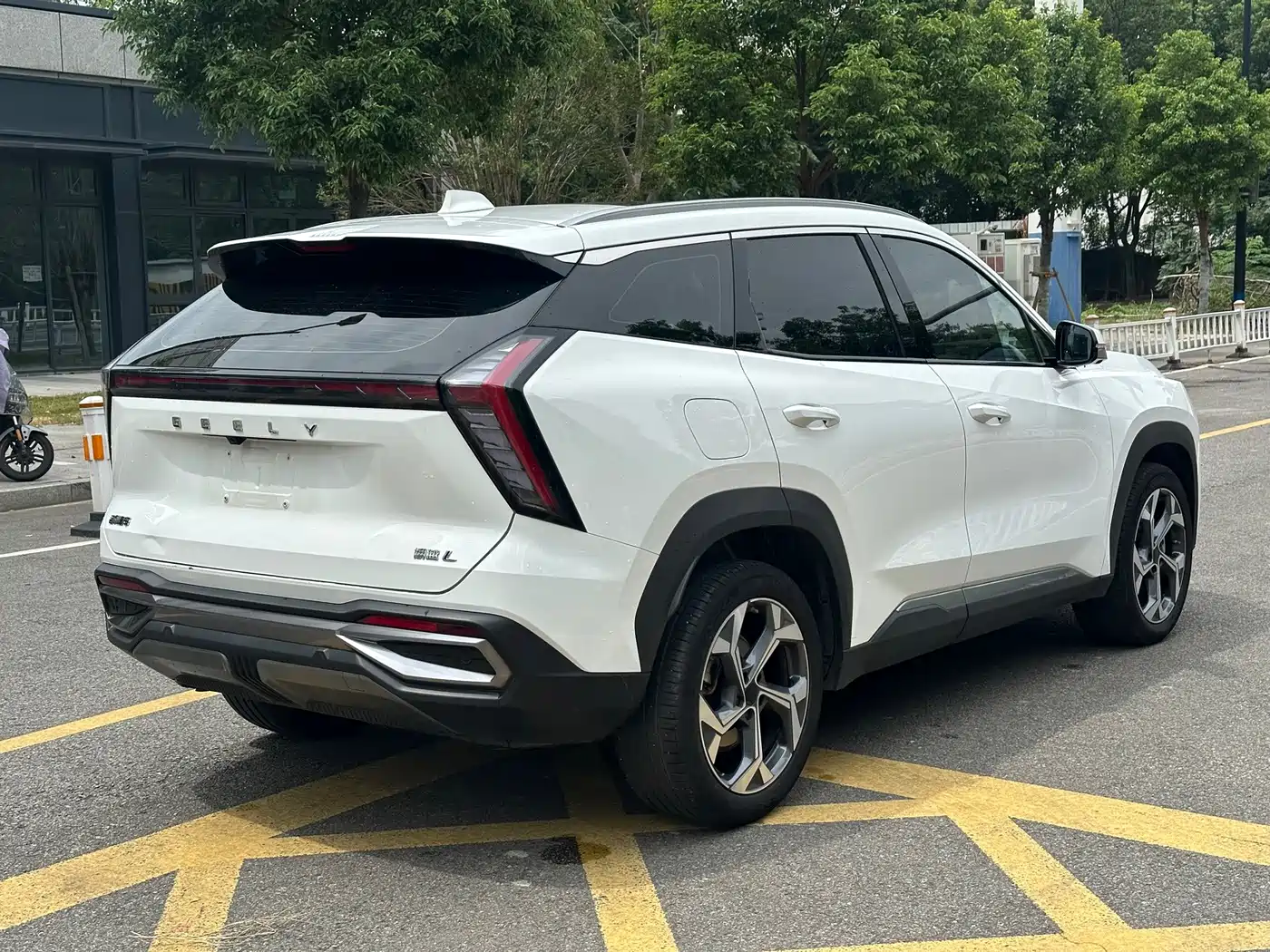 Geely Atlas L 2025 2024 1.5TD DCT Premium Edition
