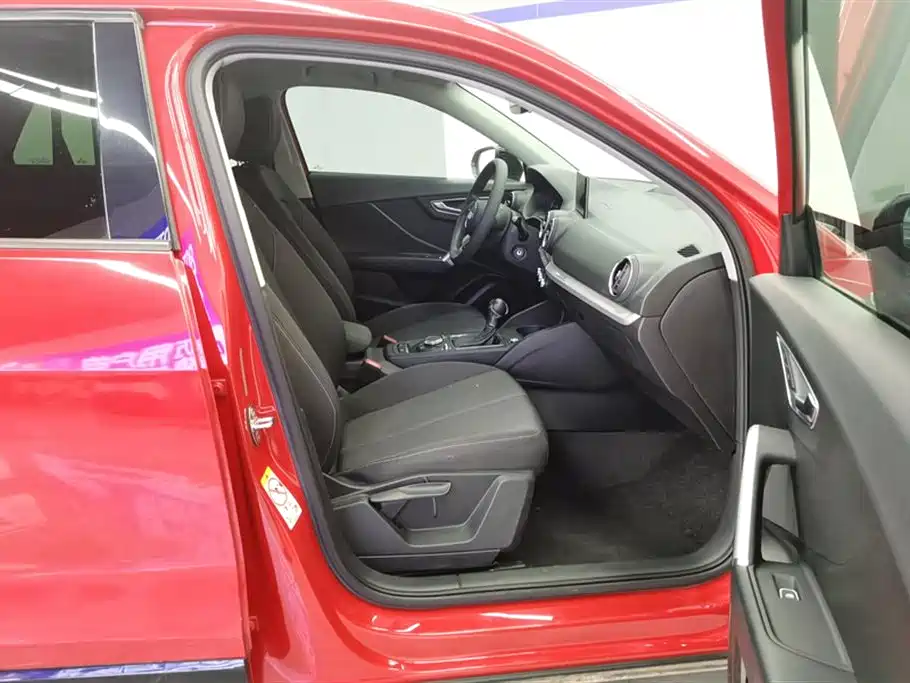 Audi Q2L 2020 35 TFSI Progressive Dynamic Model фото 8