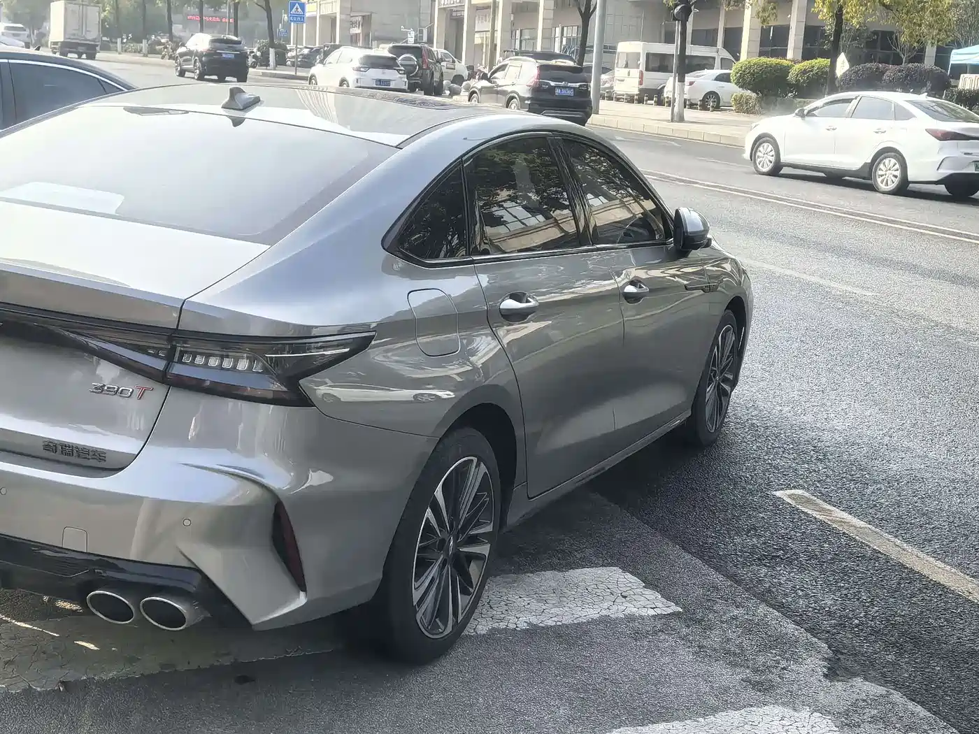 CHERY ARRIZO 8