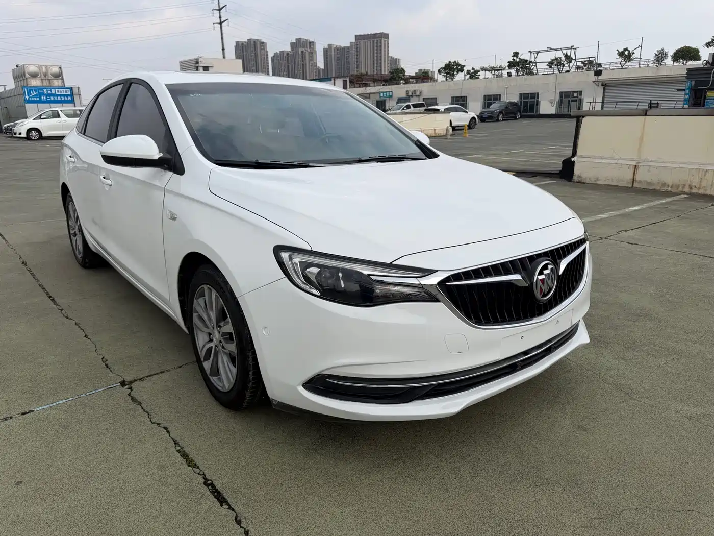 Buick Excelle 2018 18T Automatic Flagship фото 3