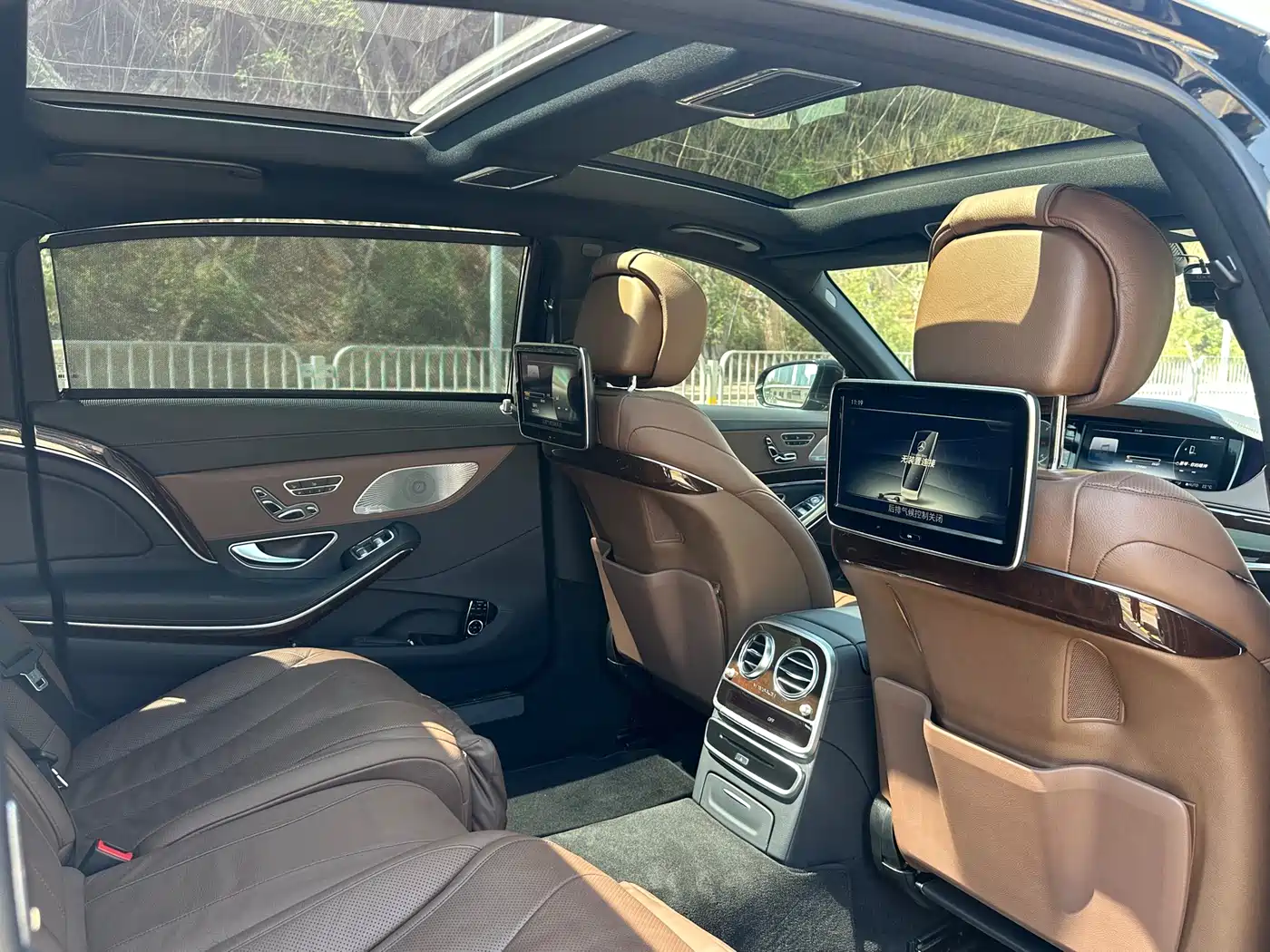 Mercedes-Benz Maybach S-Class 2015 S 400 4MATIC фото 17