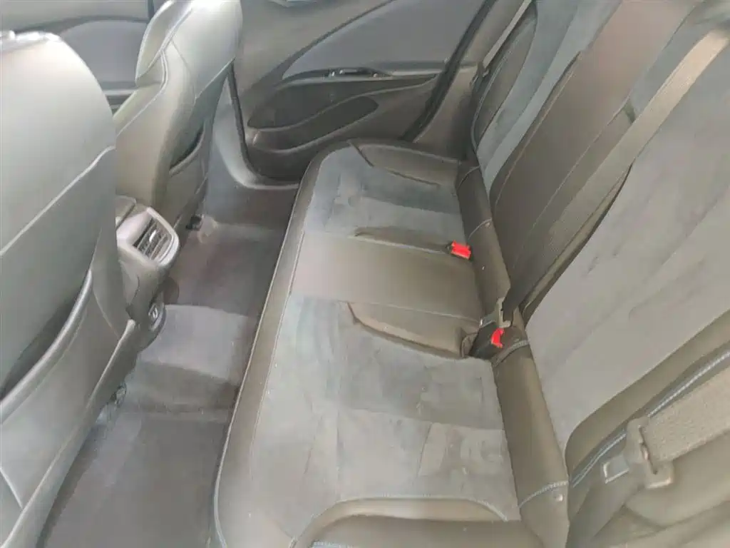 Buick Velite 6 2020 Plug-in Hybrid Connected Smart Edition фото 17