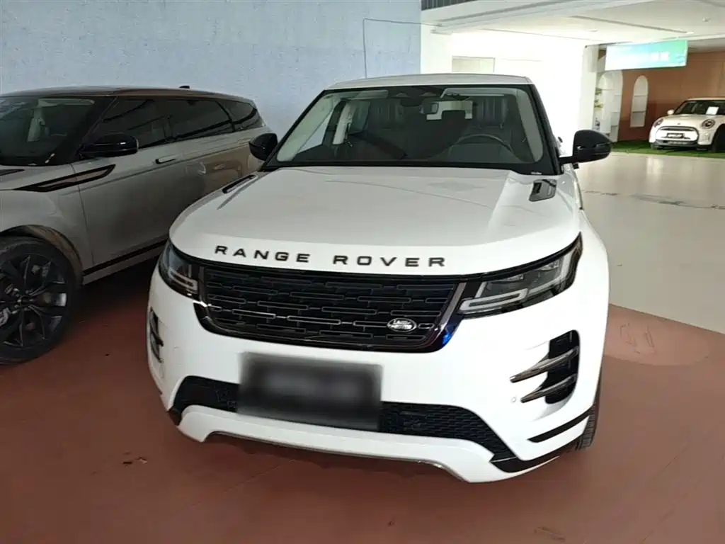 Land Rover Range Rover Evoque 2024 Range Rover Evoque L 249PS Light Master Edition фото 3