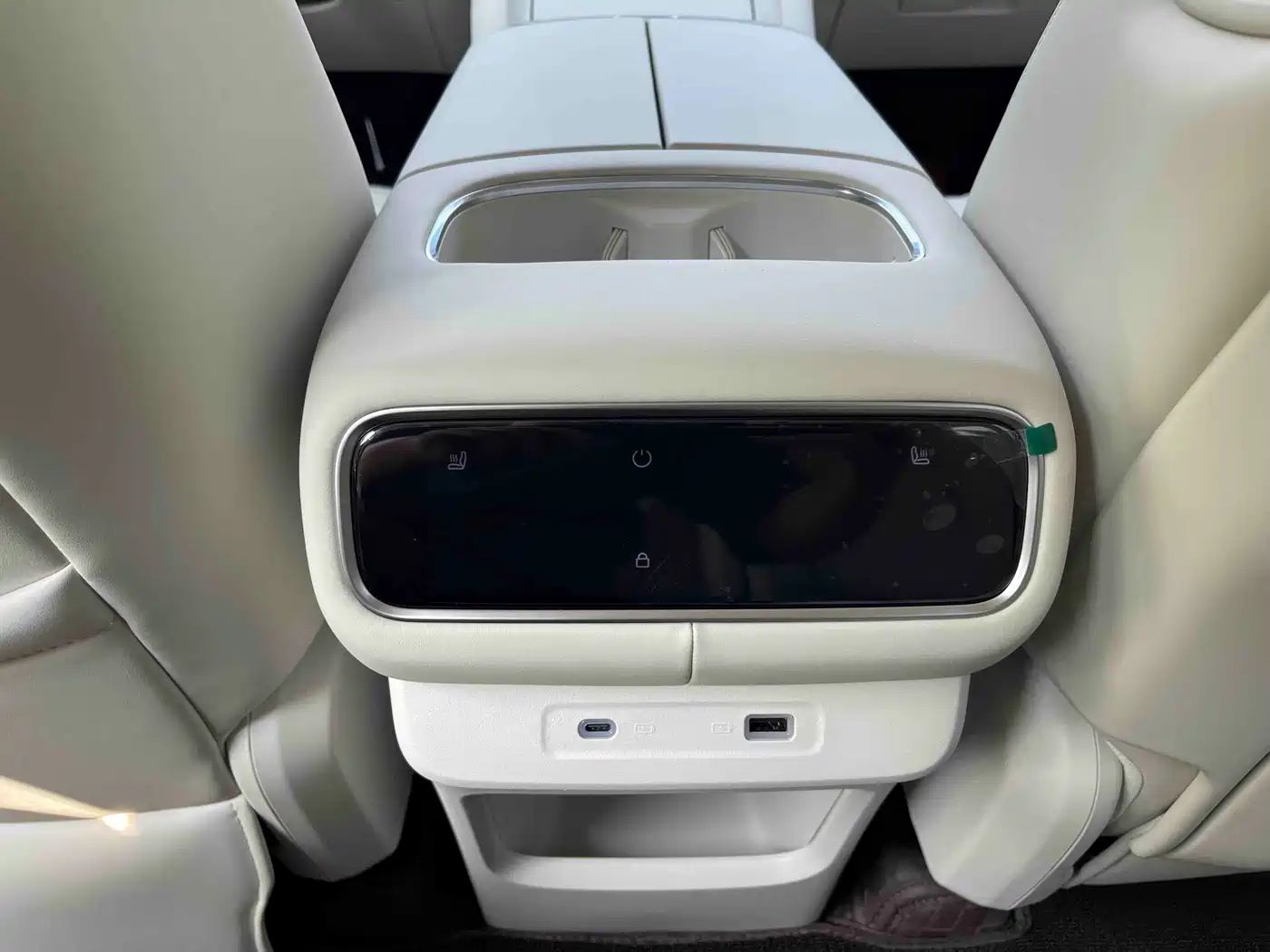 Wuling Motors Wuling Starlight L 2026 2026 1.5L Base Model