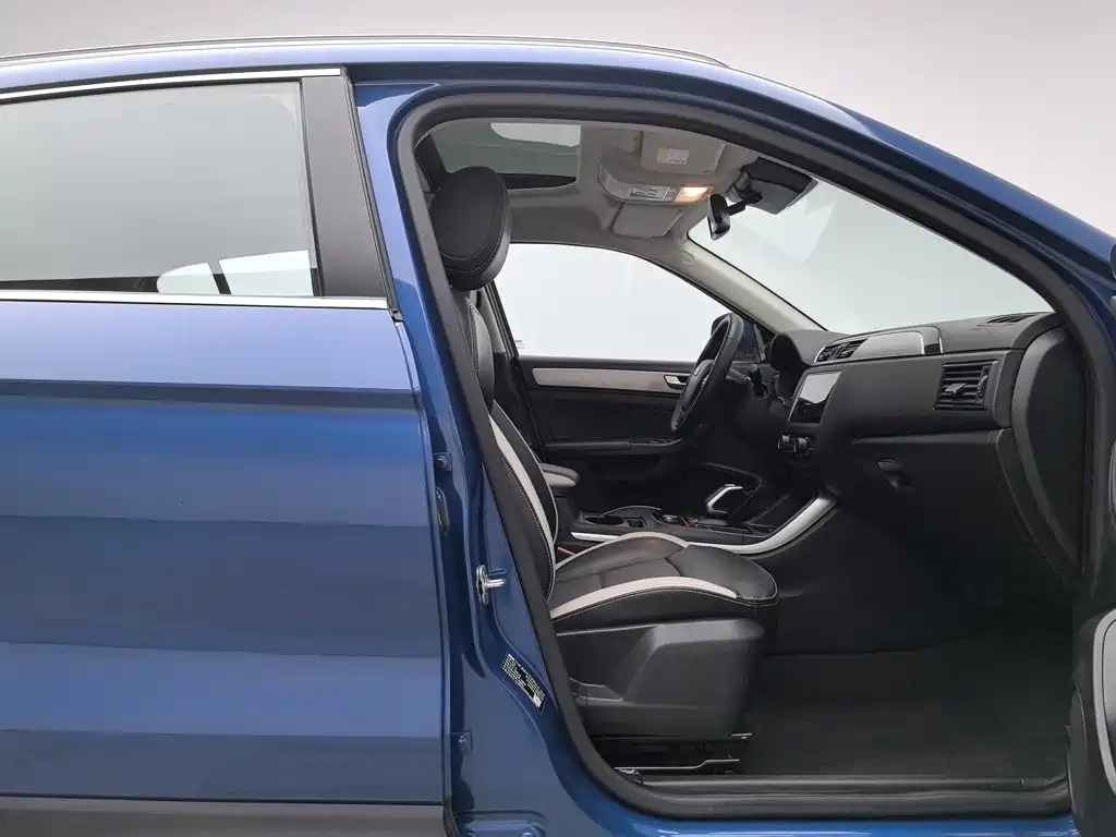 Qoros 5 2020 2019 Qoros 5S 1.6TGDI Premium