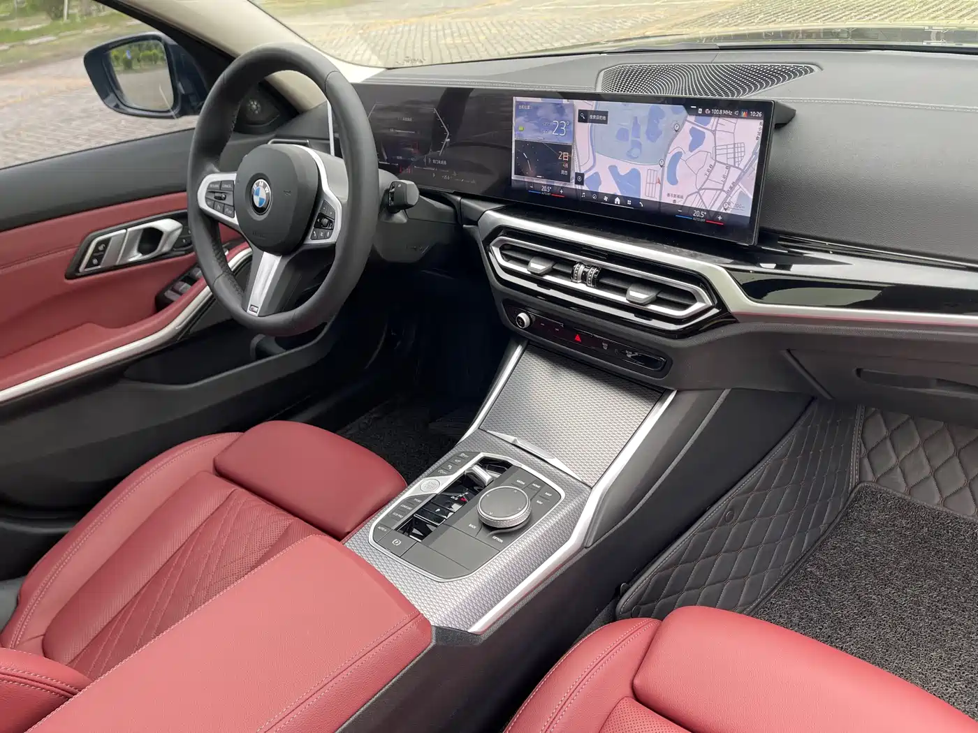 BMW 3 Series 2024 325Li M Sport Shadowline Package фото 14