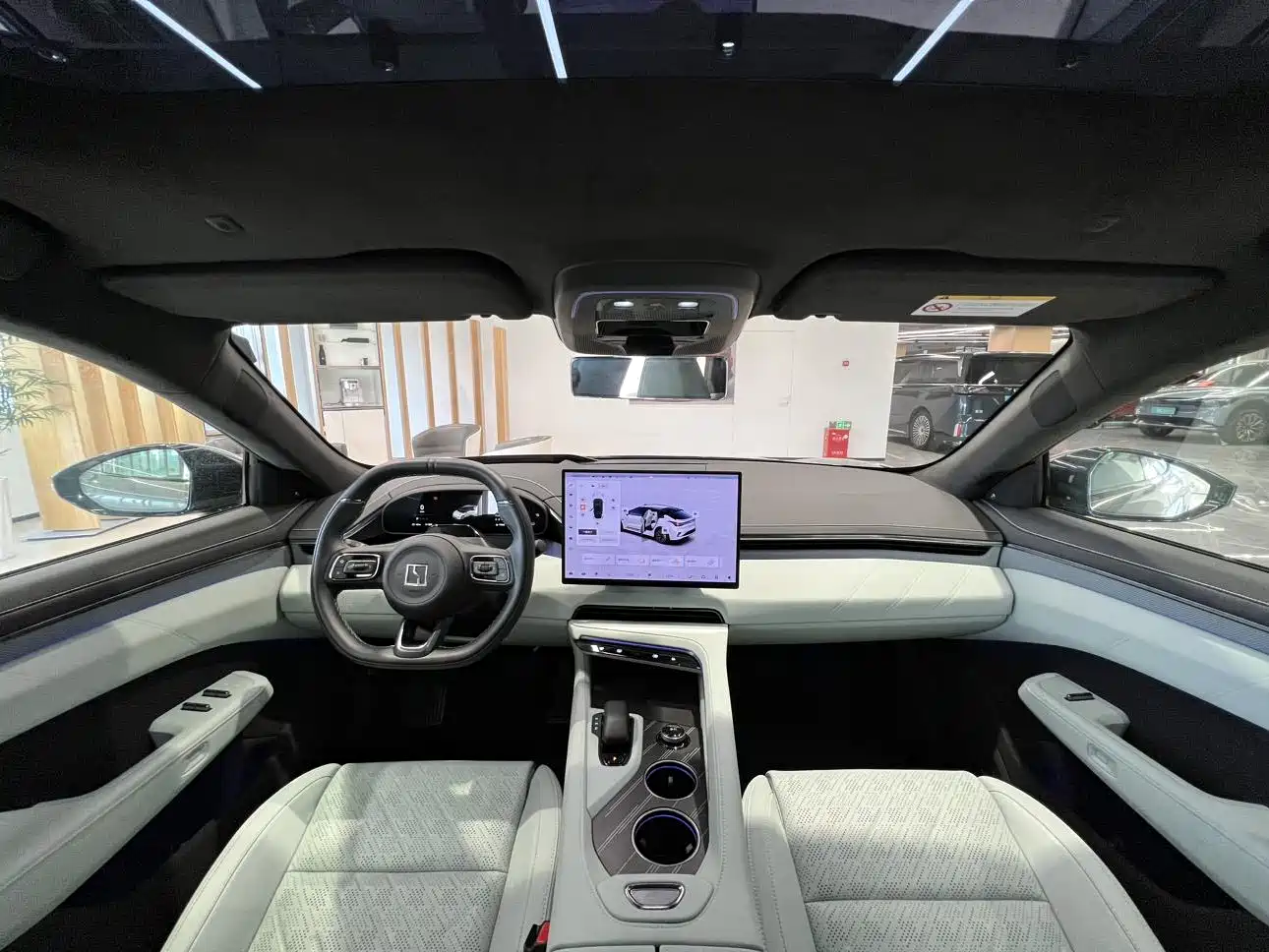 ZEEKR EXTREME KRYPTON 001