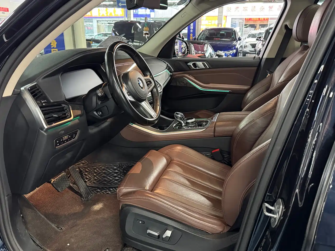 BMW X5 (Import) 2020 xDrive40i M Sport Package фото 17