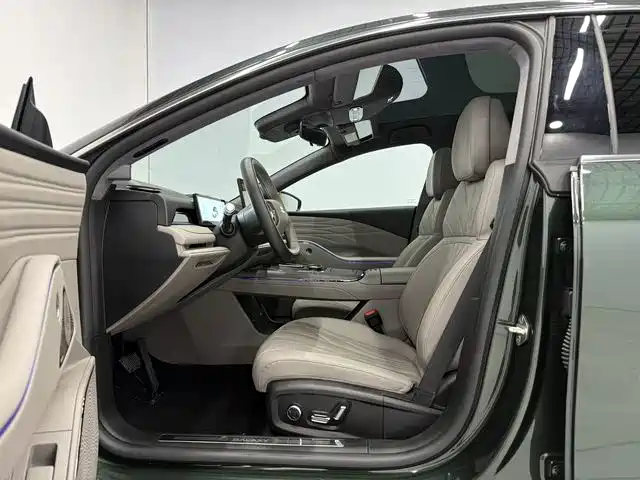 Geely Galaxy Galaxy Xingyao 8 2025 130km EM-P Starship Edition фото 17