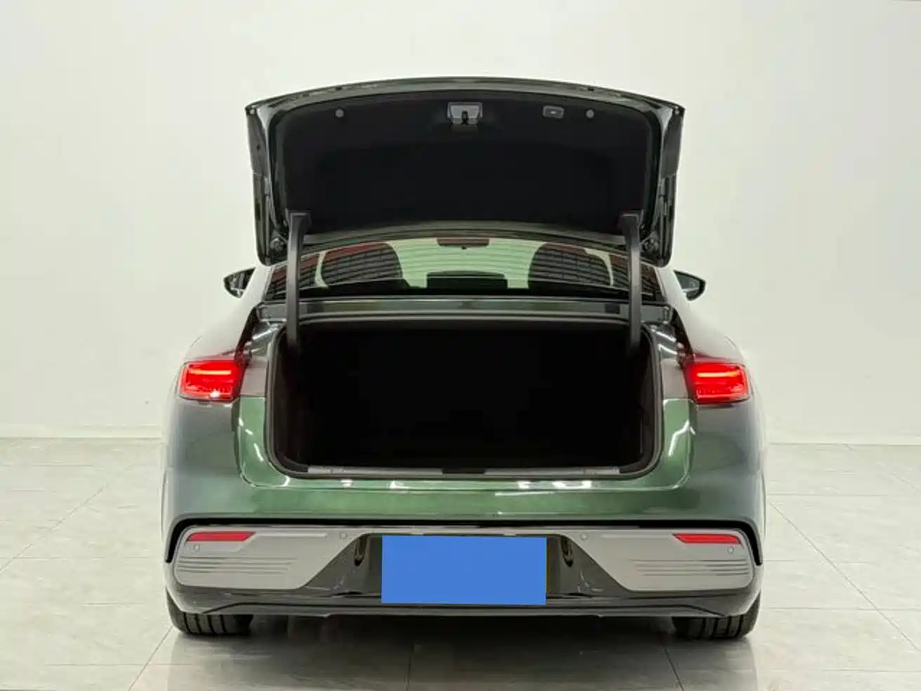Geely Galaxy Galaxy Xingyao 8 2025 130km EM-P Starship Edition фото 15