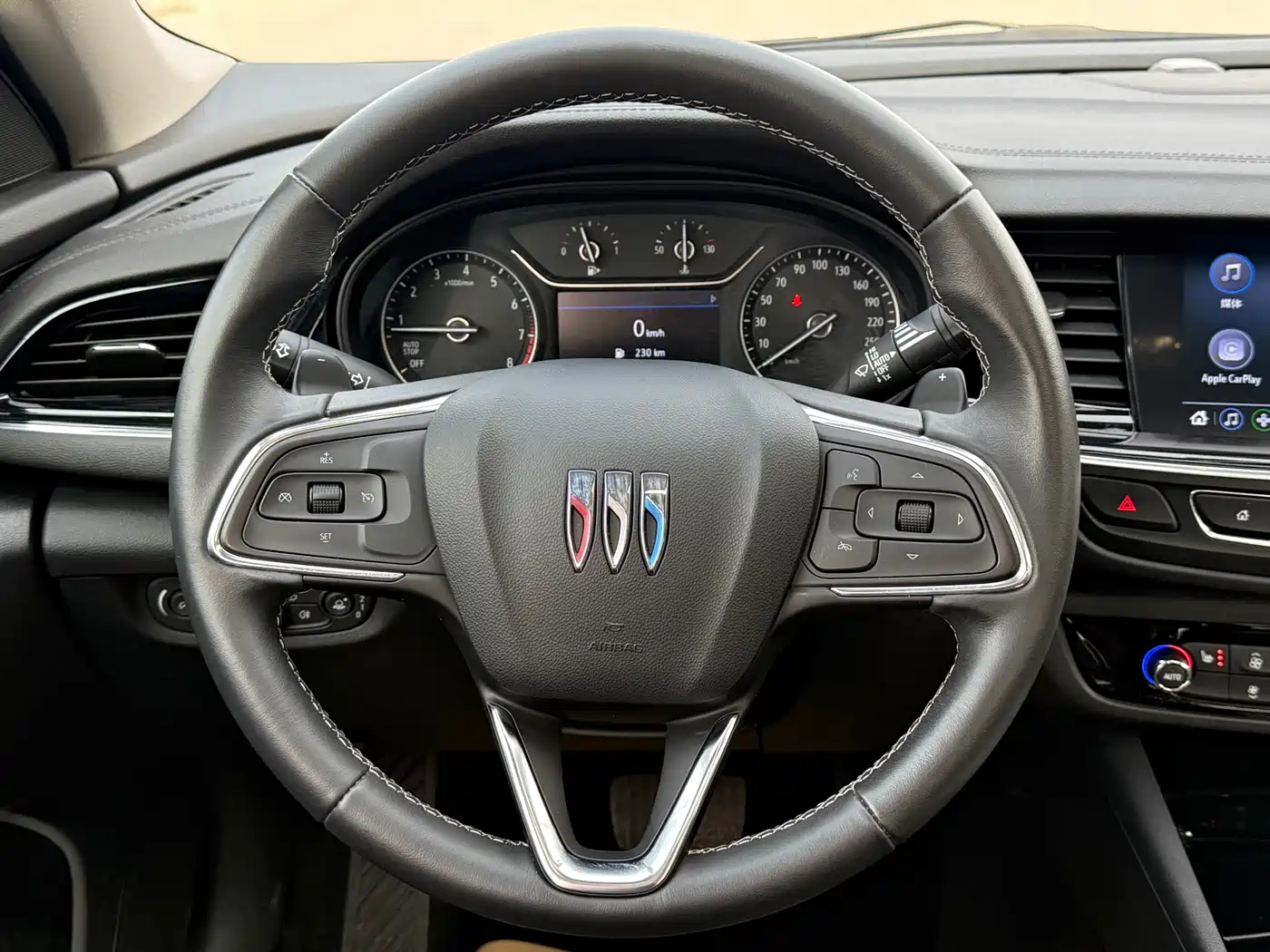 Buick Regal 2024 25T Ultra Comfort Edition фото 10