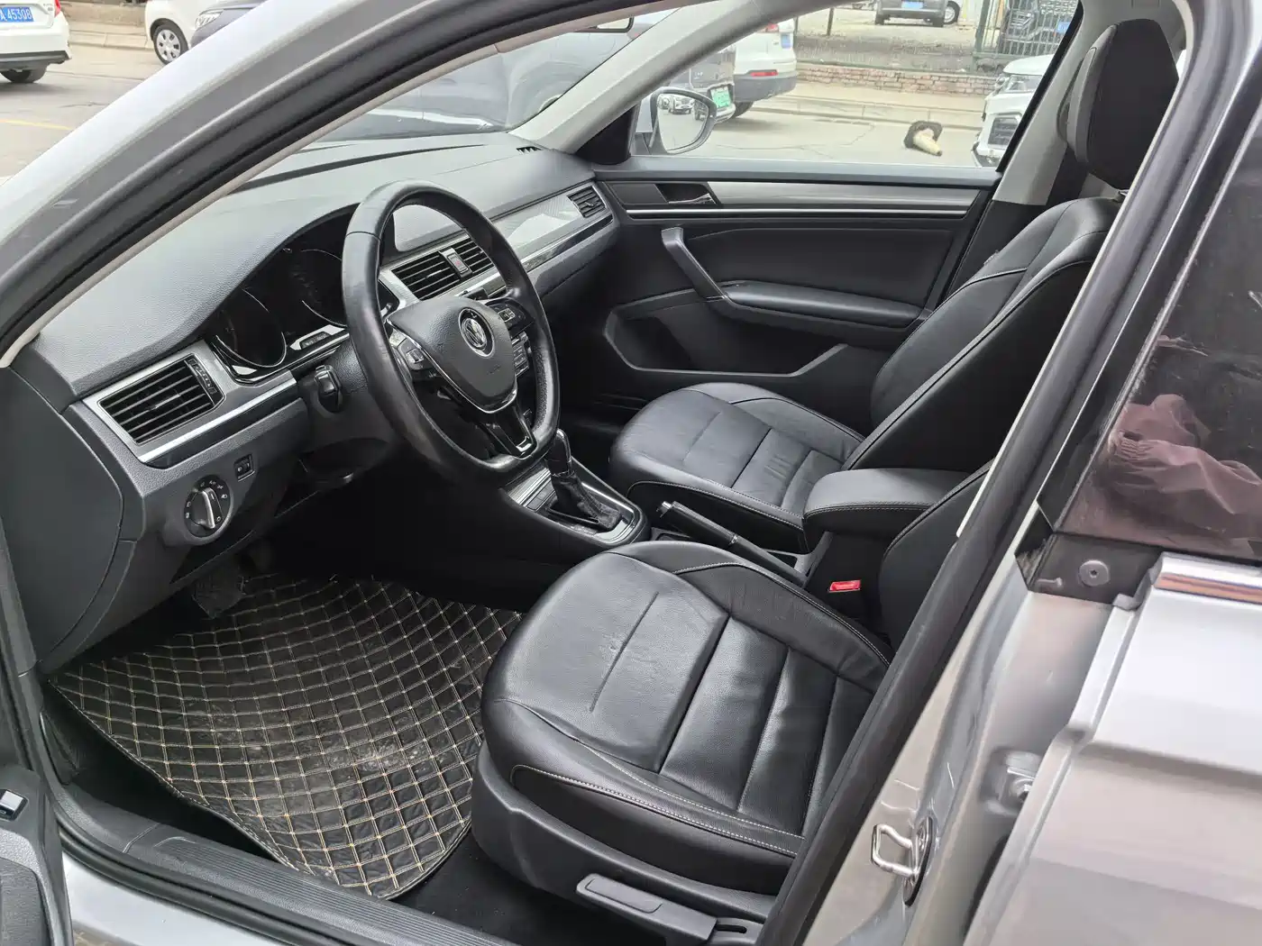 Volkswagen Bora 2018 230TSI DSG Comfort фото 7