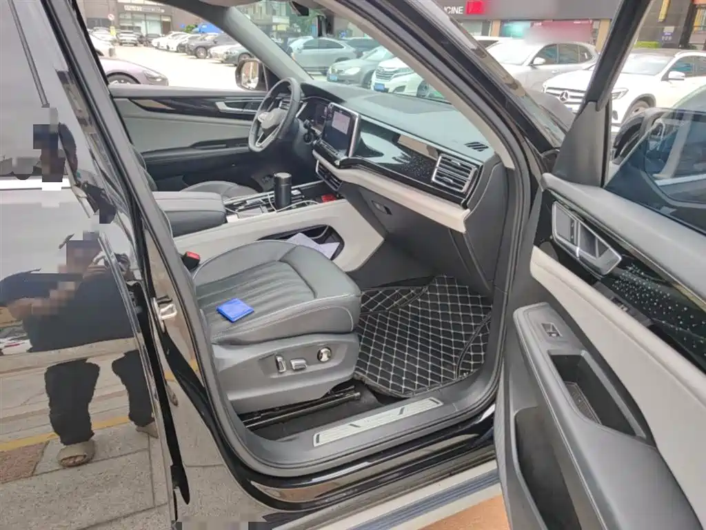Volkswagen Teramont 2022 330TSI 2WD Premium Luxury фото 20