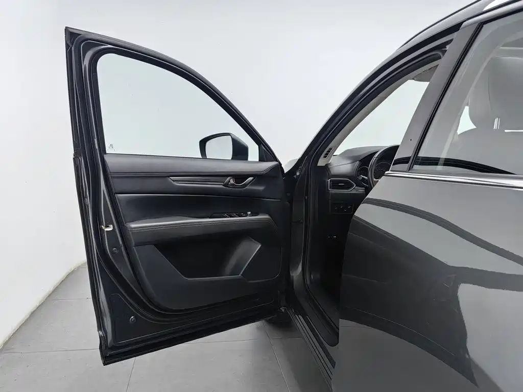 صورة 8 - Mazda CX-5
