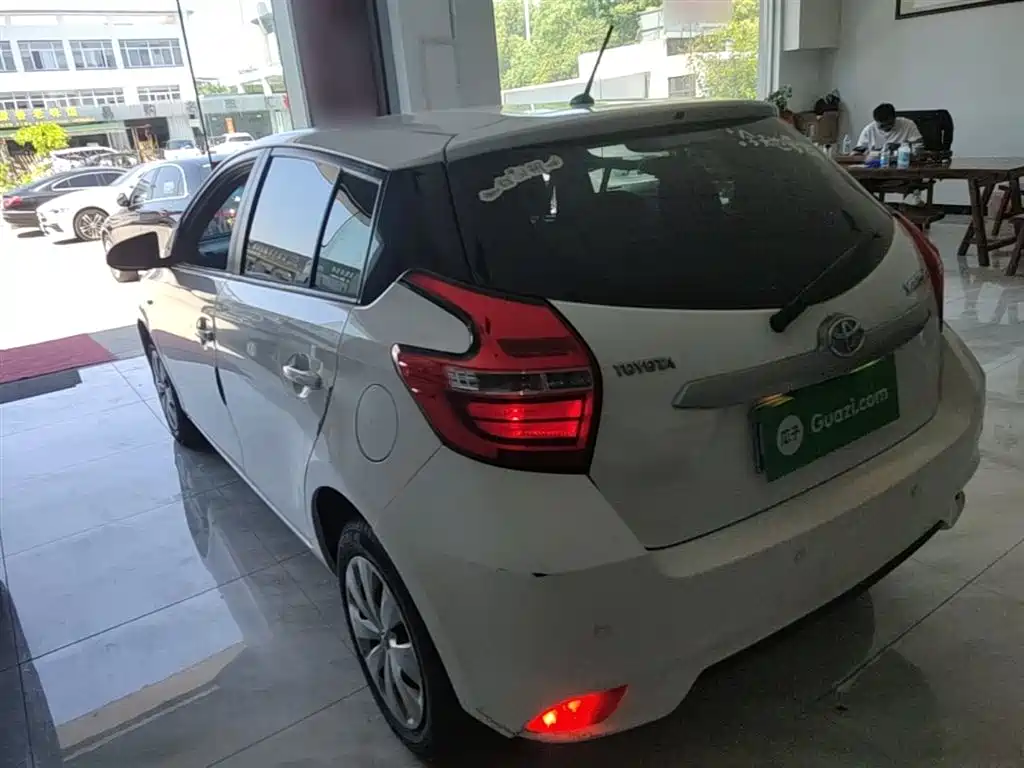 Toyota YARiS L Zhi Xuan 2016 Facelift 1.5E CVT Charming Edition фото 5