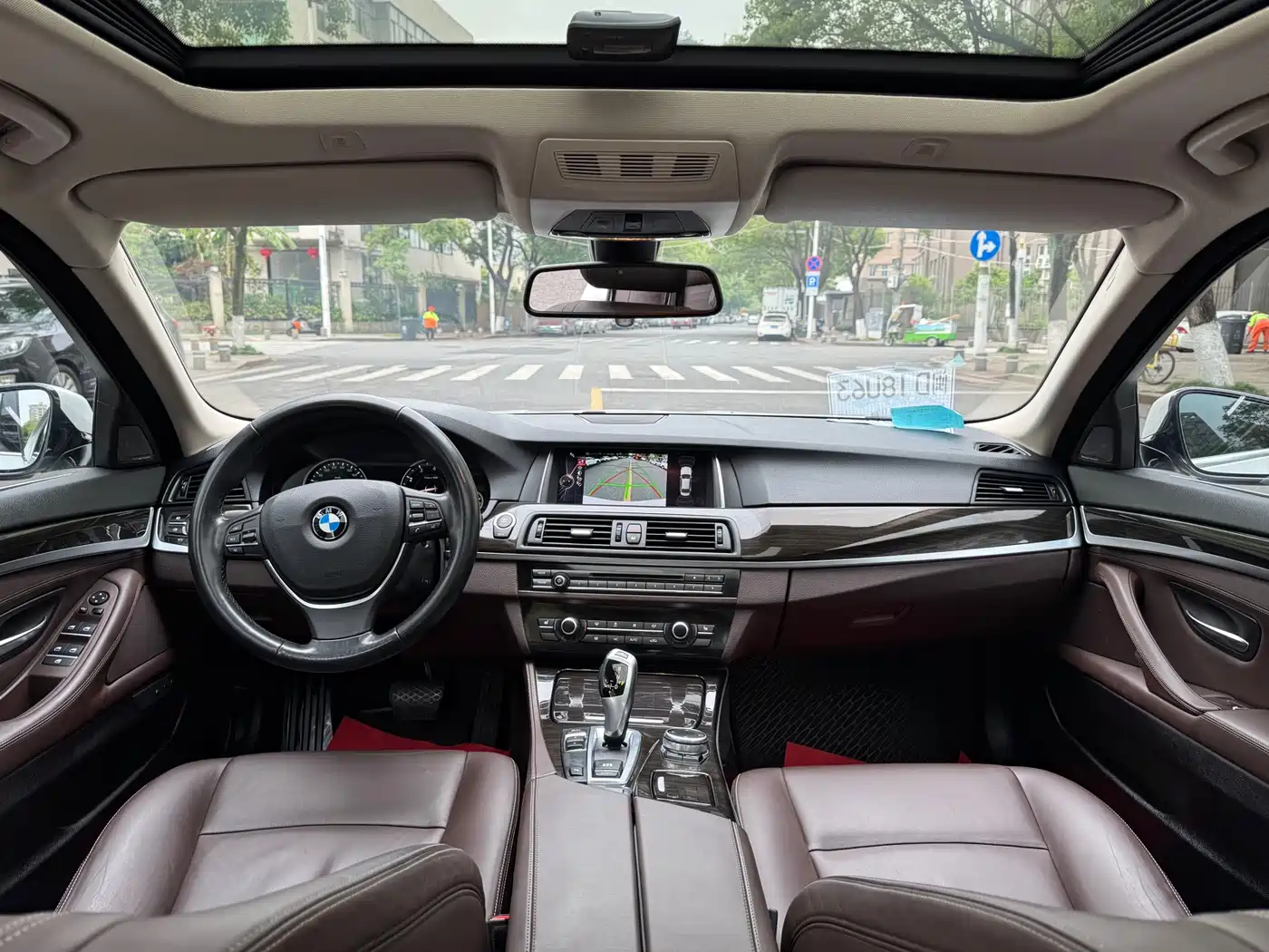BMW 5 Series 2017 525Li Luxury Design Package фото 8
