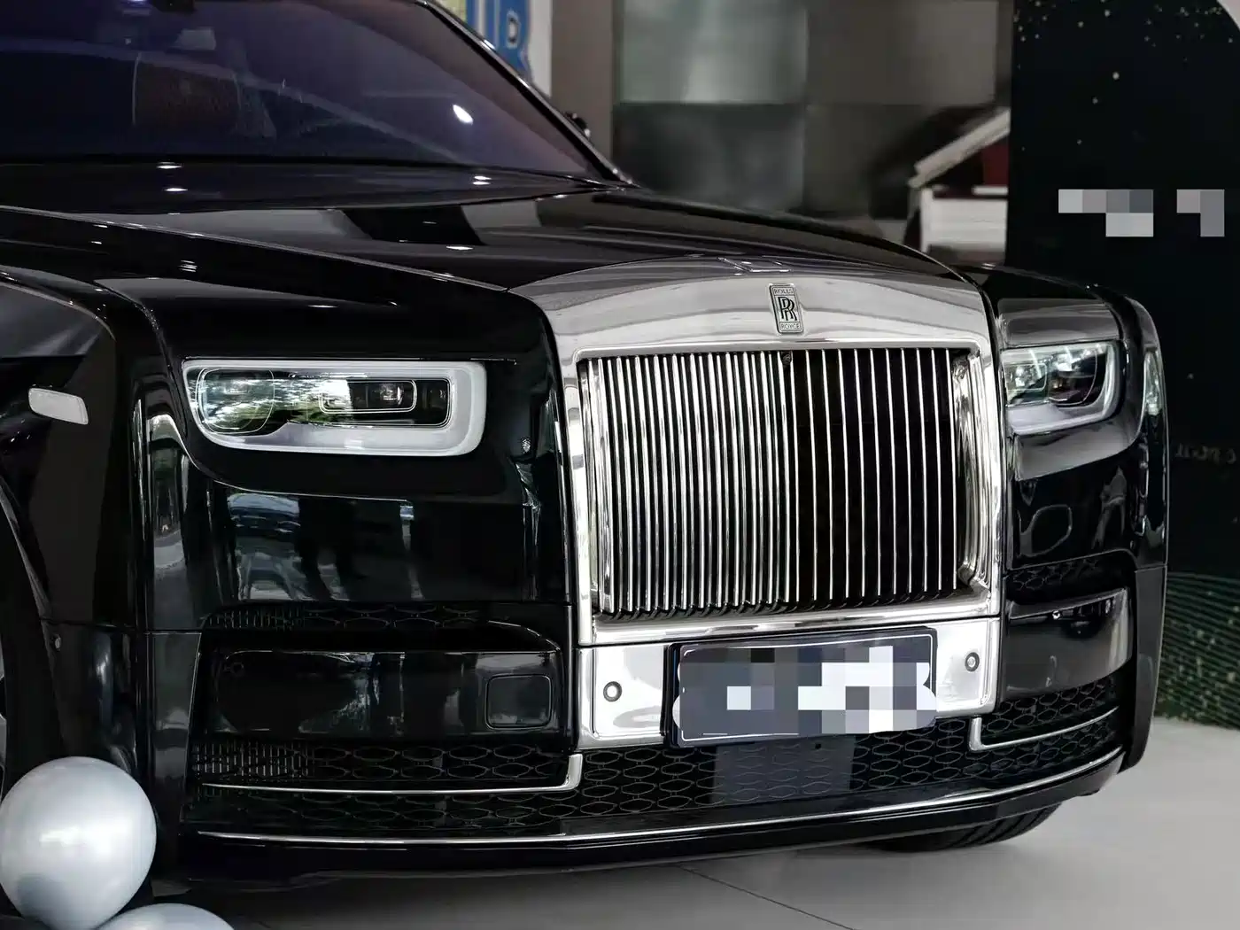 Rolls-Royce Phantom 2021 2018 6.7T Long Wheelbase Version