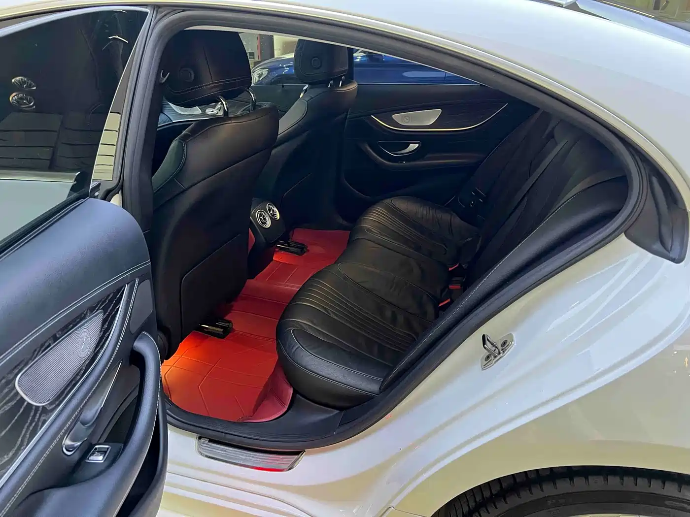 Mercedes-Benz CLS 2021 CLS 300 Sport фото 5