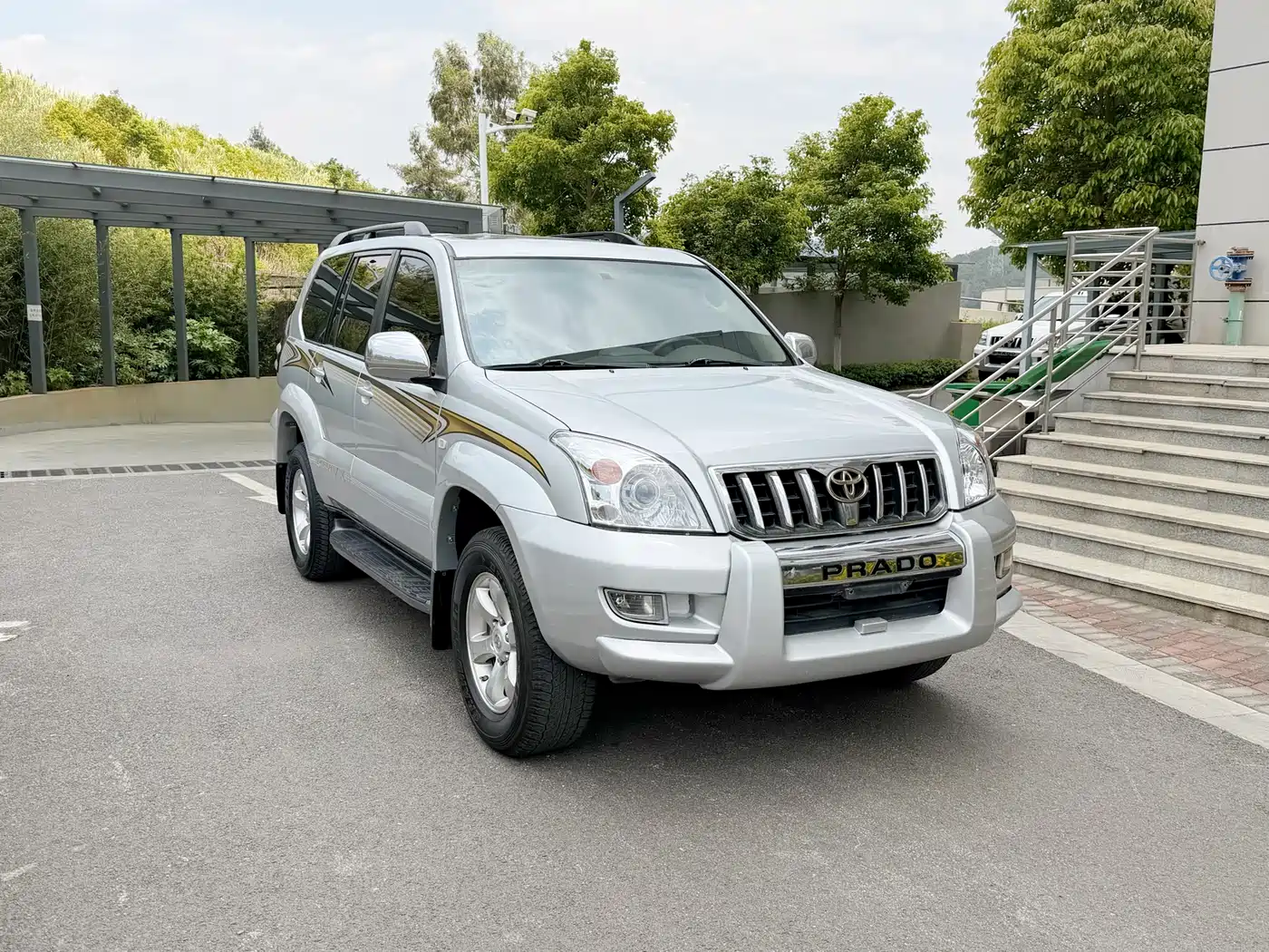 Toyota Prado 2006 4.0L Auto VX фото 3