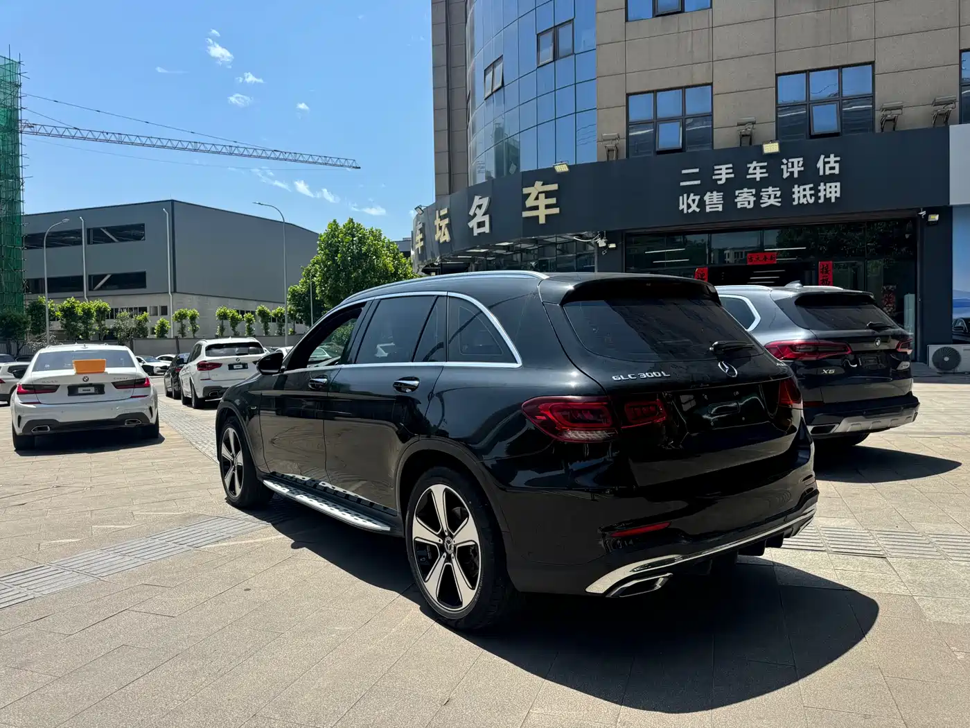 Mercedes-Benz GLC 2022 Facelift GLC 300 L 4MATIC Dynamic Collector's Edition фото 6