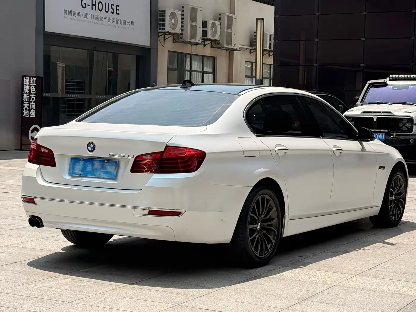 BMW 5-SERIES