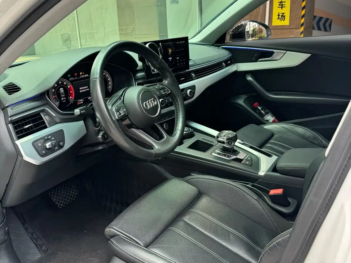Audi A4L 2022 40 TFSI Luxury Dynamic фото 4