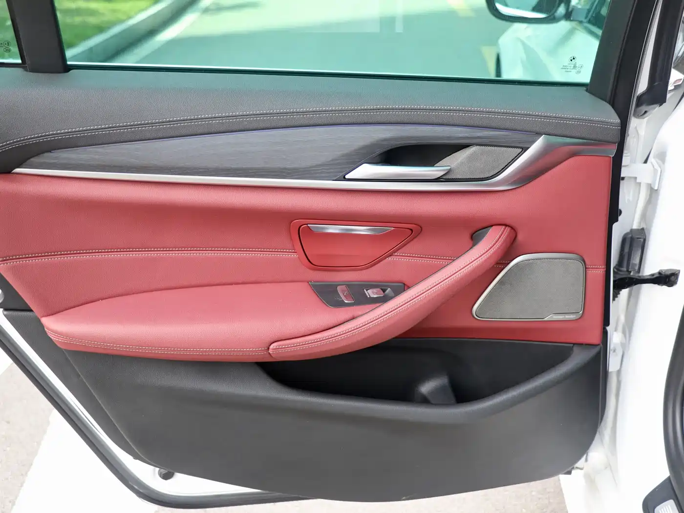 BMW 5 Series 2021 530Li Leading M Sport Package фото 11