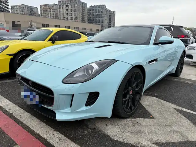 JAGUAR F TYPE