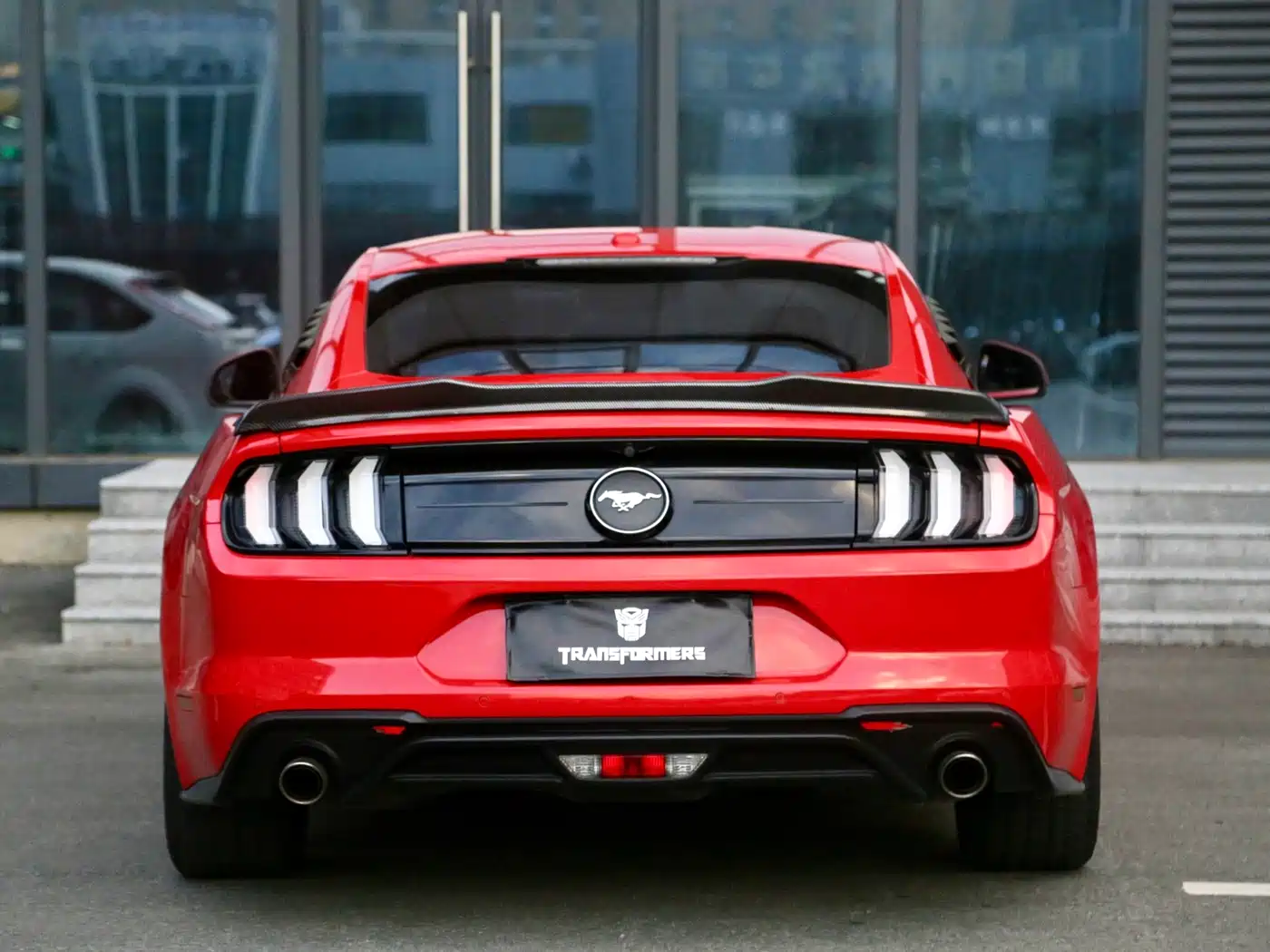 FORD MUSTANG