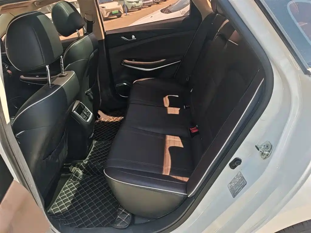 Changan Raeton CC 2018 2018 1.5T Automatic Premium Elegance Radiance Edition China V