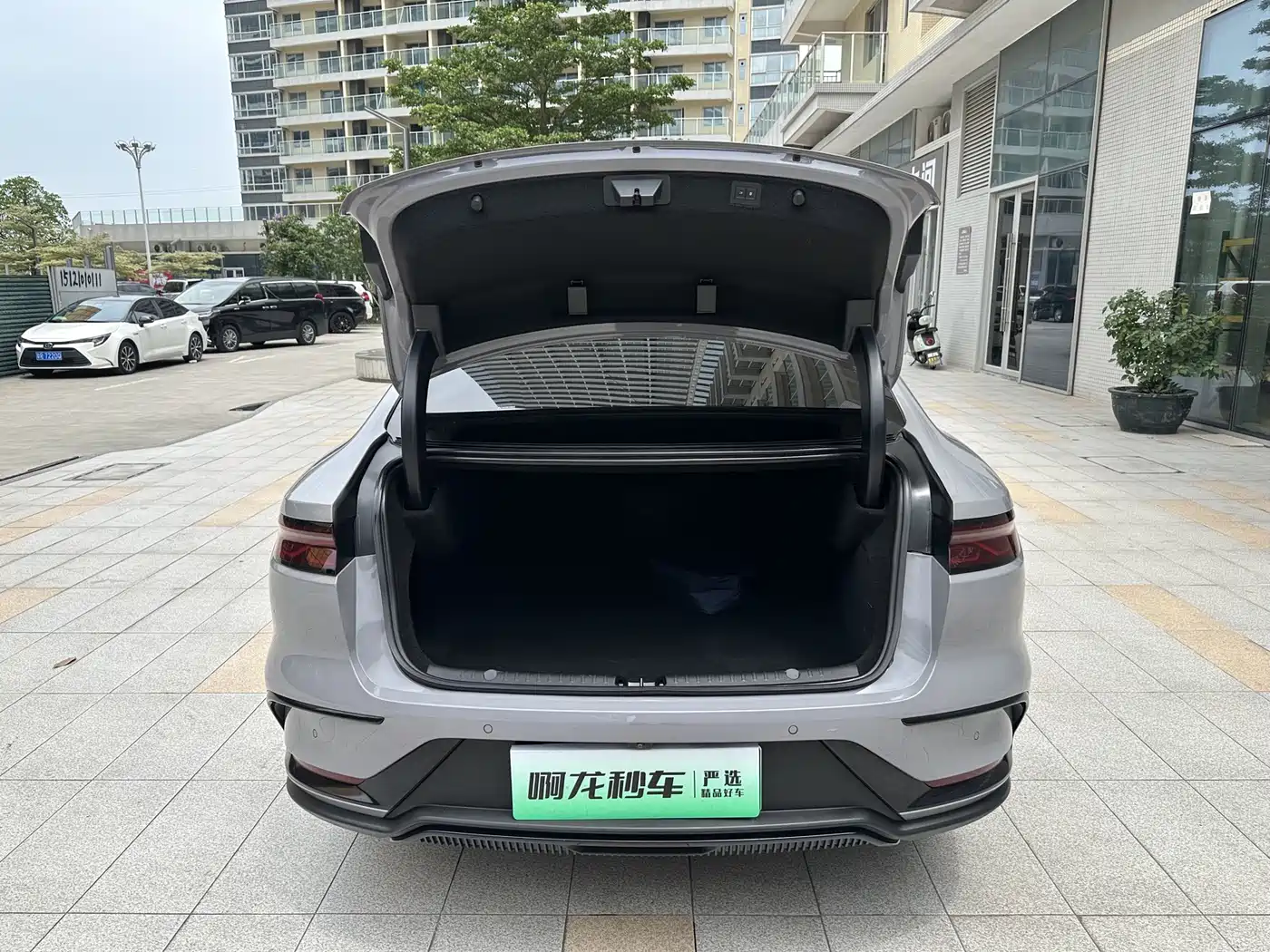 BYD Han 2025 DM-i 125KM Premium фото 22