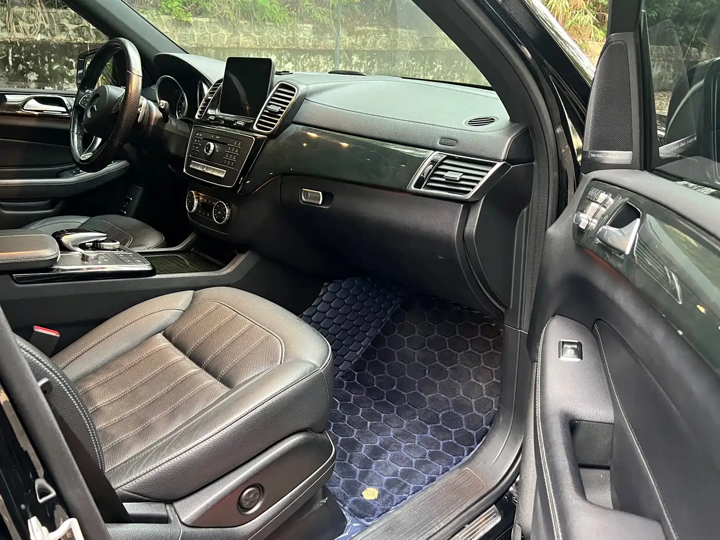 Mercedes-Benz GLS 2017 GLS 400 4MATIC Dynamic фото 15