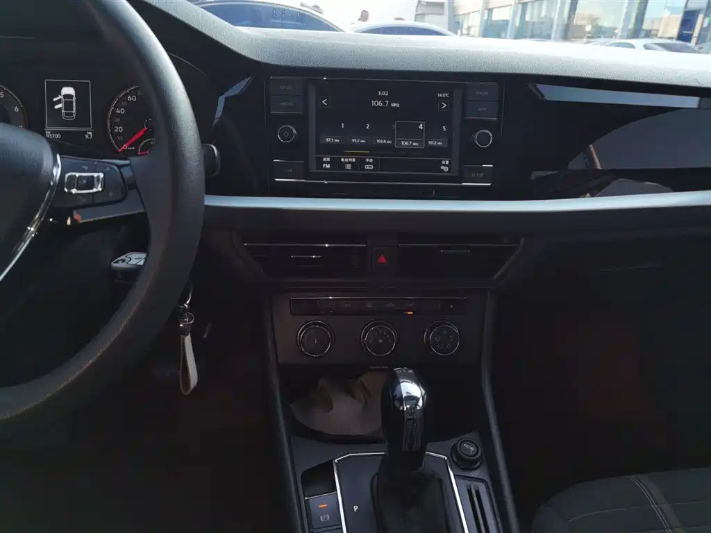Volkswagen Lavida 2019 Hatchback 200TSI DSG Comfort Edition China VI фото 10