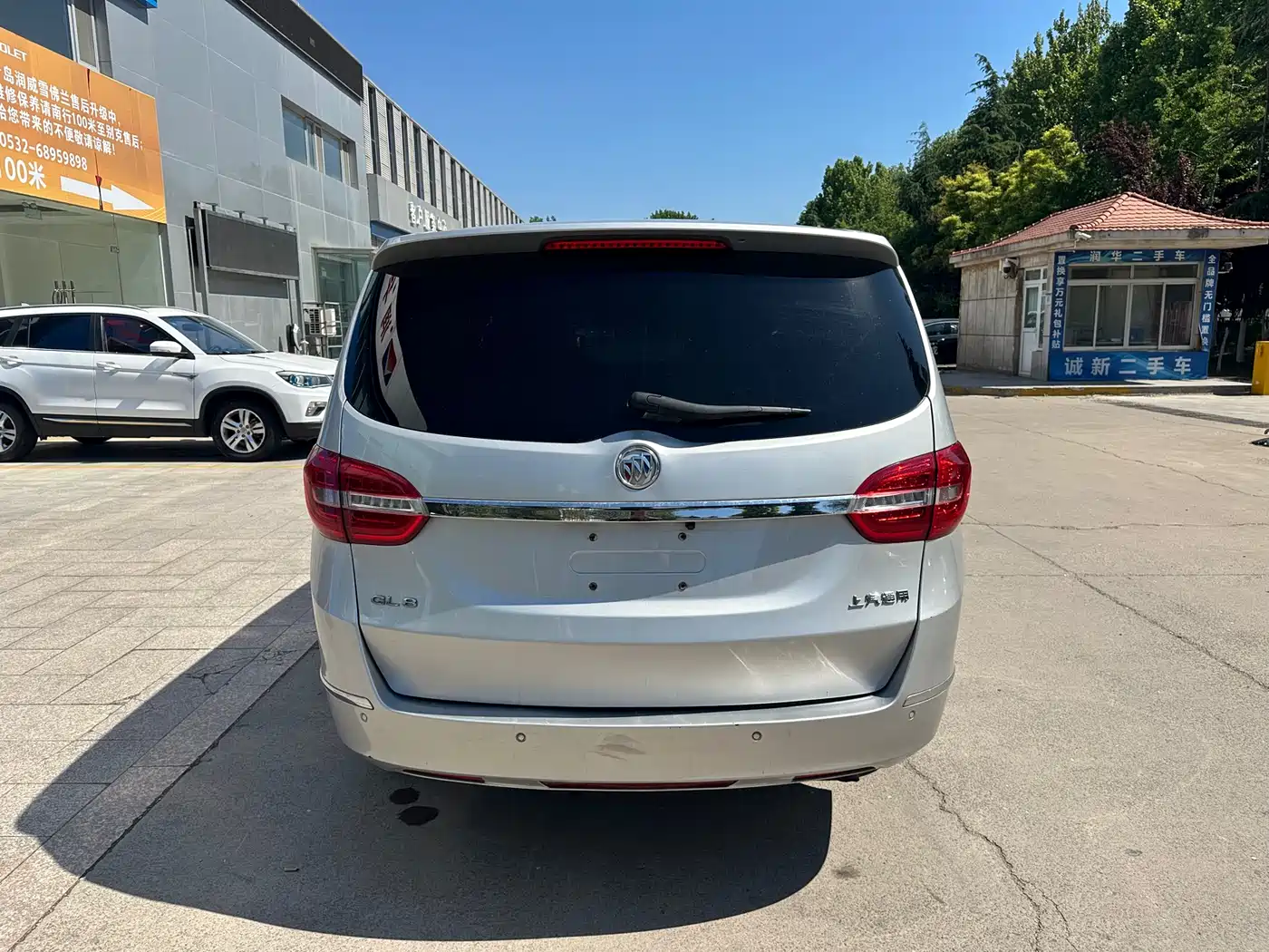Buick GL8 2014 2.4L CT Luxury Business Comfort фото 3