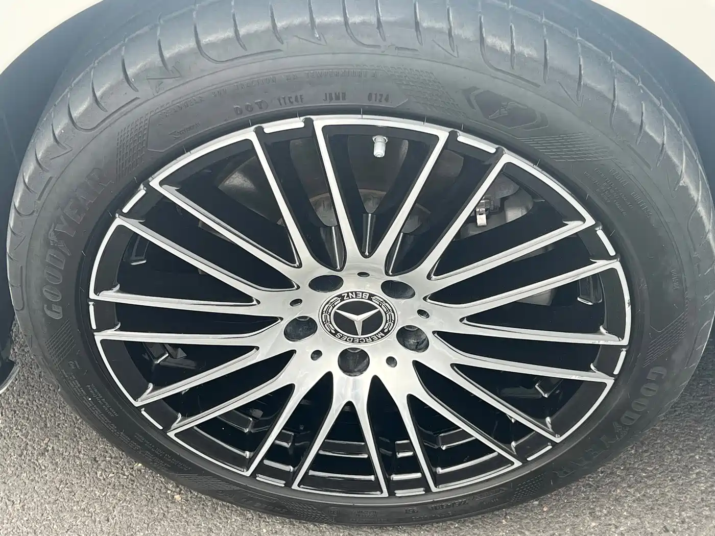 Mercedes-Benz C-Class 2024 C 260 L Sport фото 18