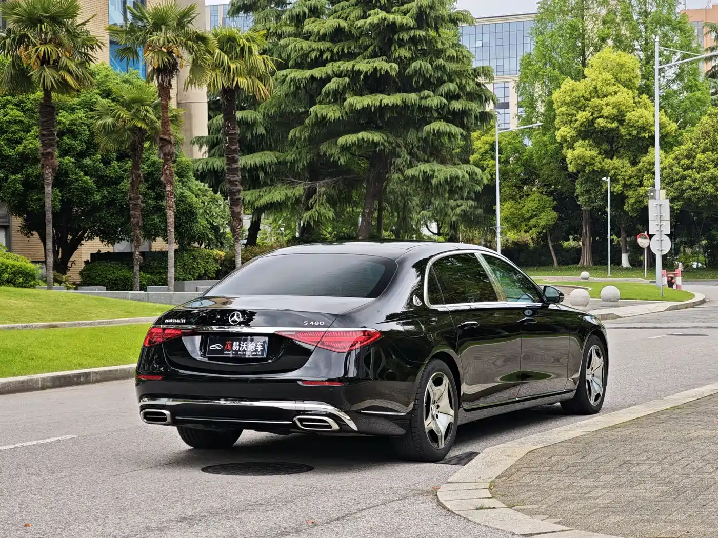Mercedes-Benz Maybach S-Class 2025 Model S 480 4MATIC фото 6