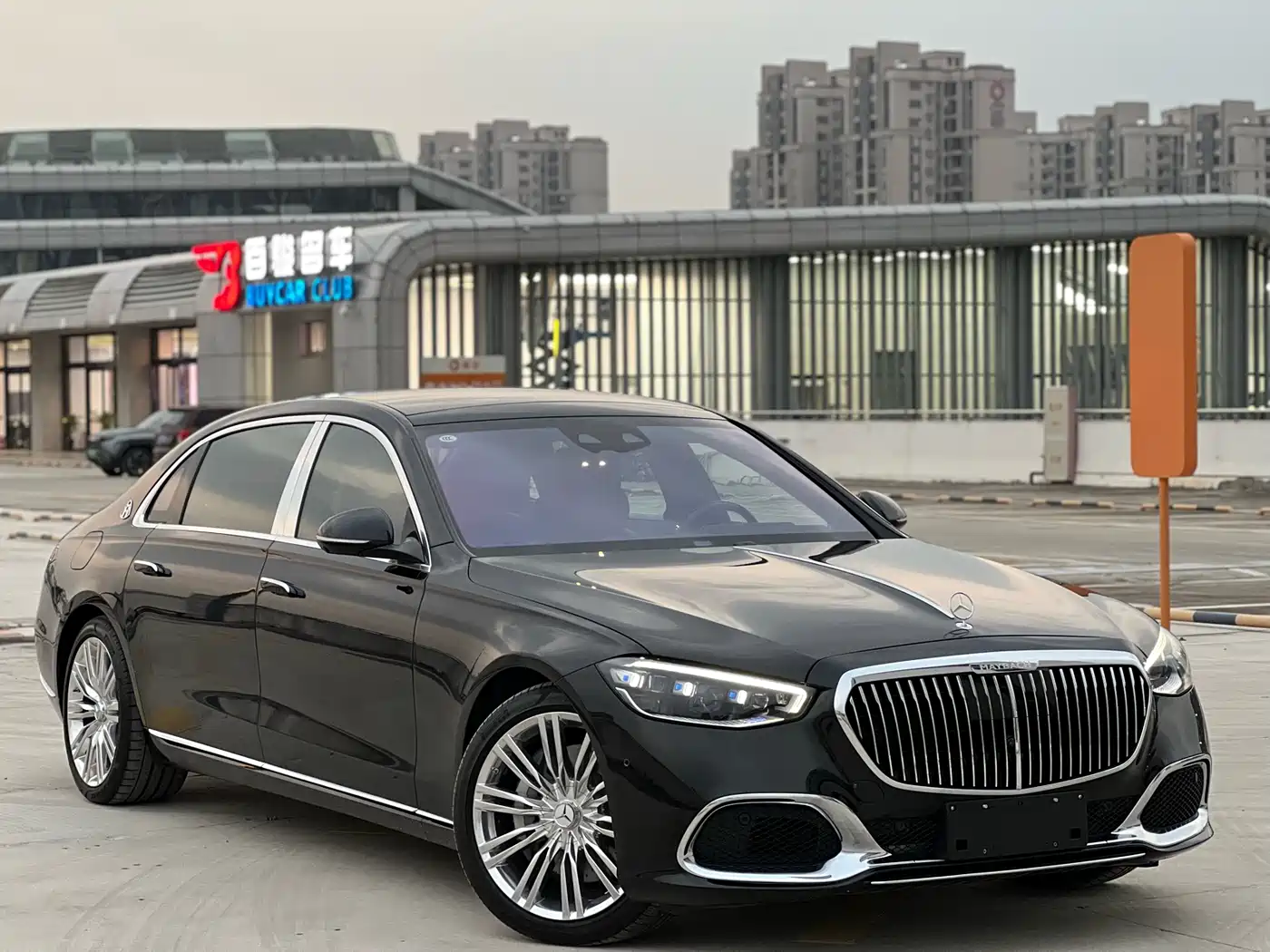 MERCEDES-BENZ MAYBACH S-CLASS
