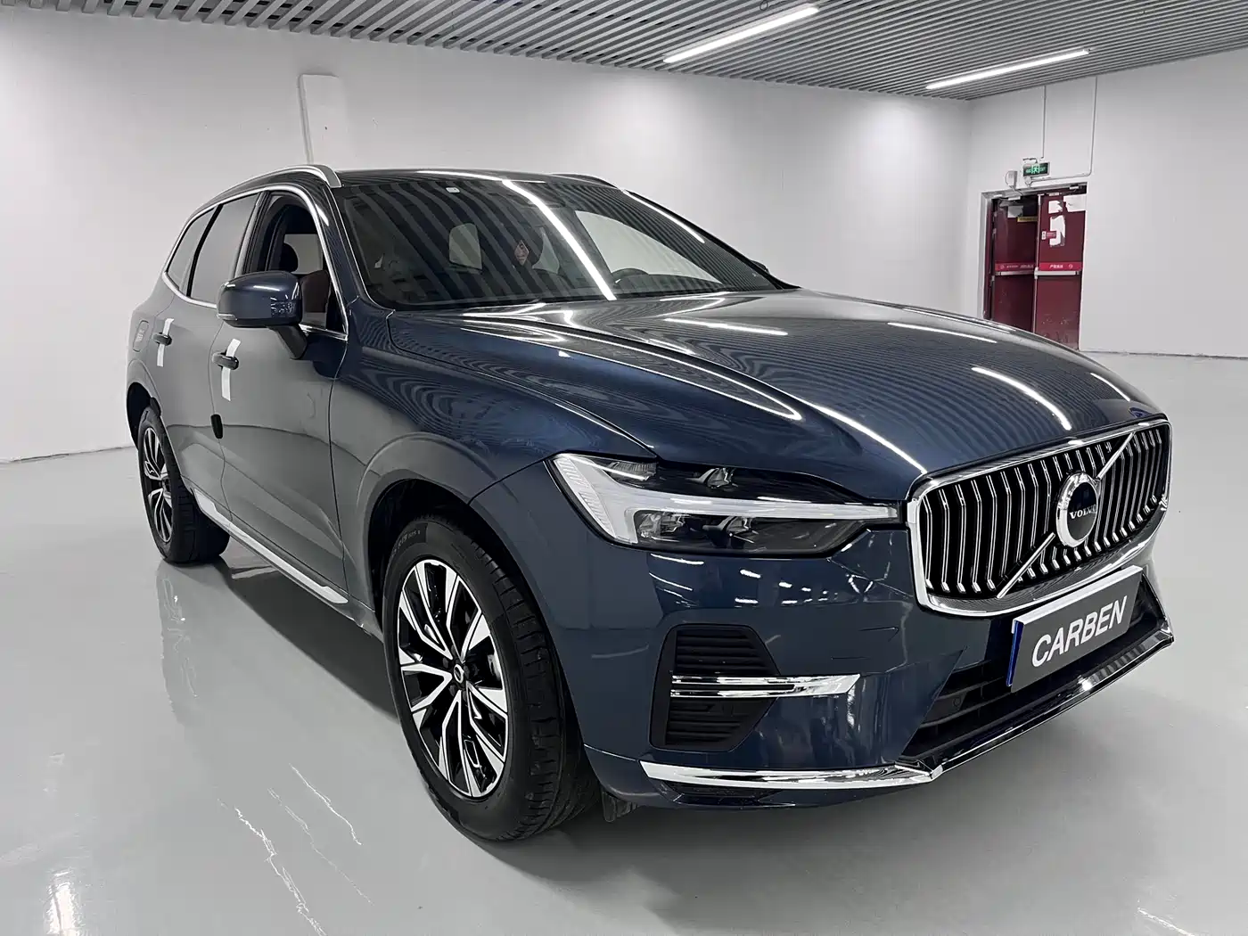 Volvo XC60 2025 B5 AWD Smart Elite Luxury Edition фото 3