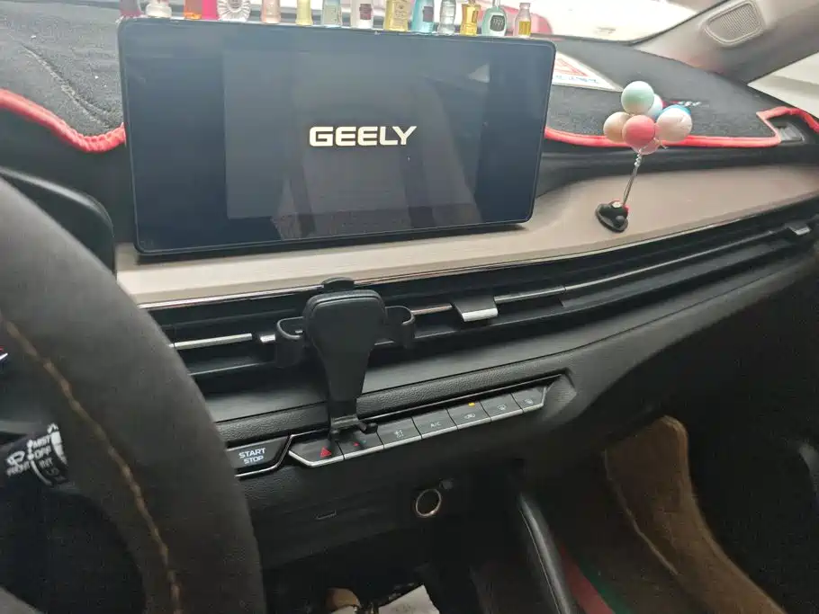Geely Vision X3 2021 2021 PRO 1.5L CVT Premium