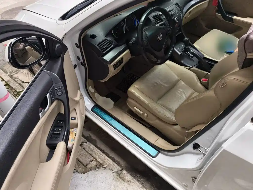 Honda Spirior 2014 2013 2.4L Luxury Edition