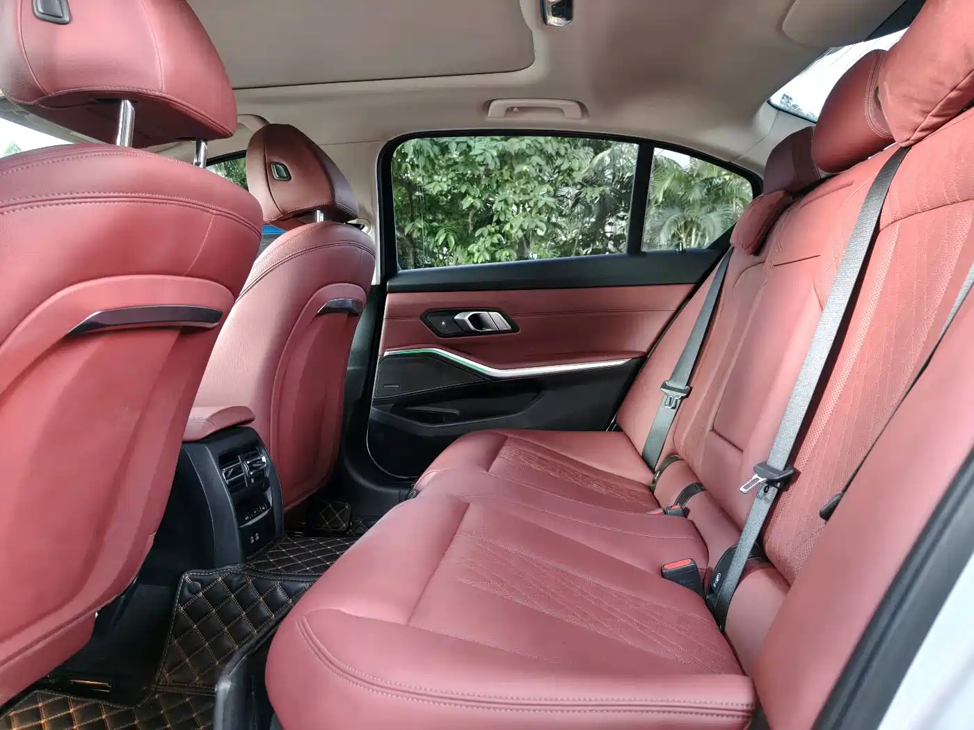 BMW i3 2022 eDrive 35 L фото 15