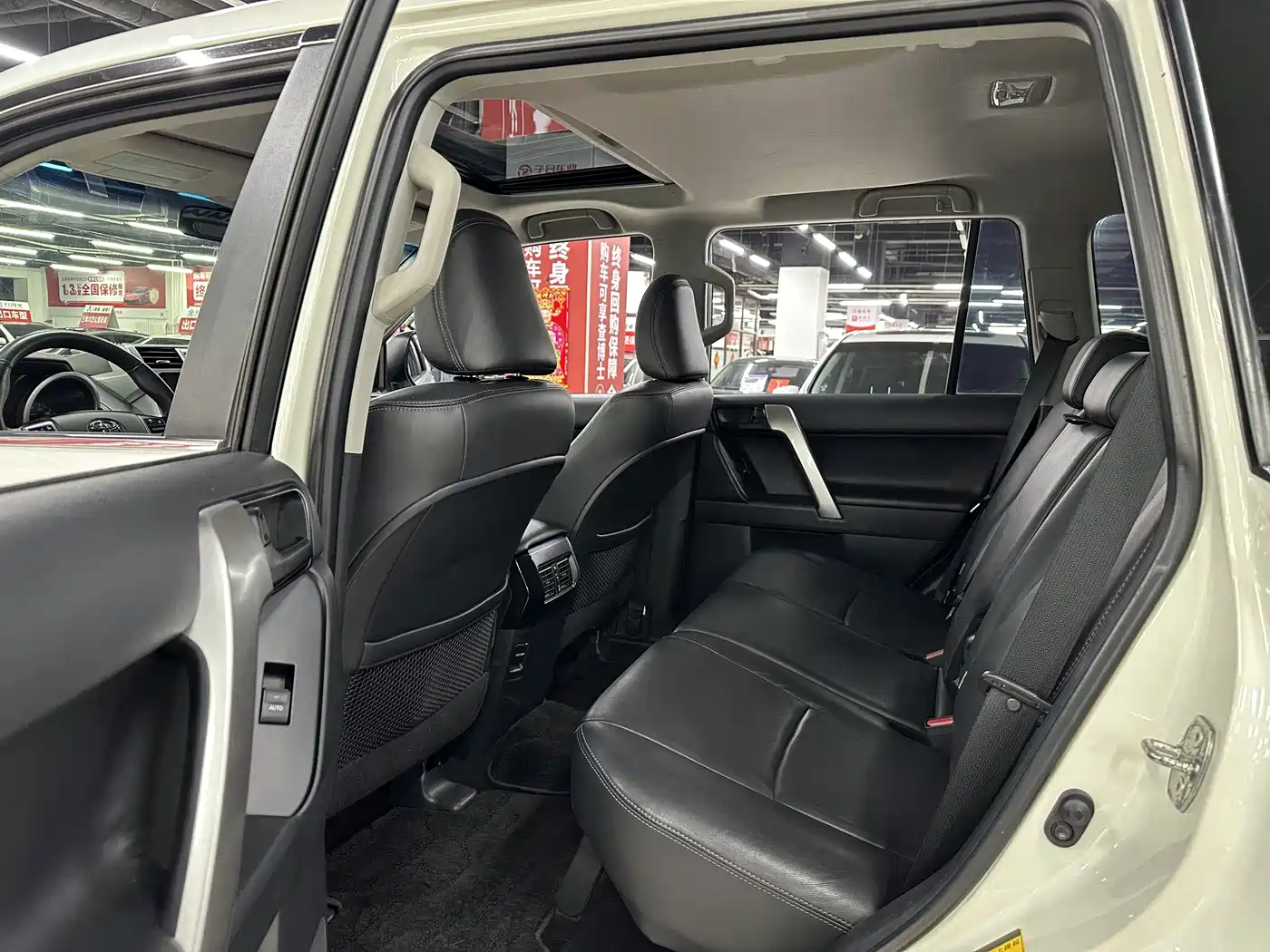Toyota Prado 2016 2.7L Auto Standard Edition фото 22