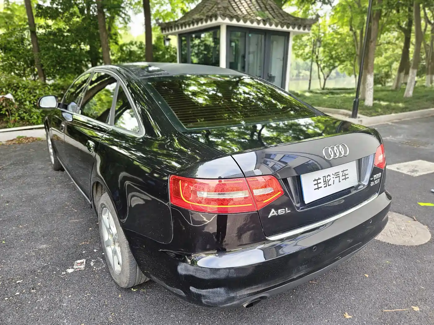 Audi A6L 2010 2.0 TFSI Automatic Standard фото 6