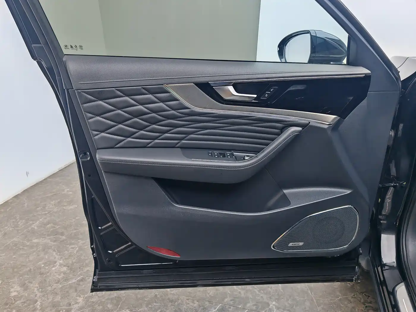 Hongqi HS5 2022 2.0T Smart Connect Premium Edition фото 28