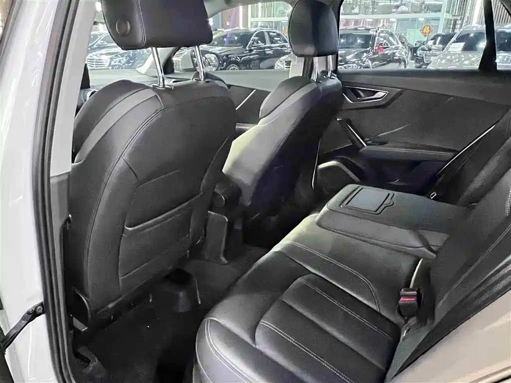Audi Q2L 2024 Facelift 35TFSI Fashion Dynamic фото 4